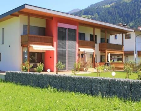 Apart Hannah Uderns Exterior foto